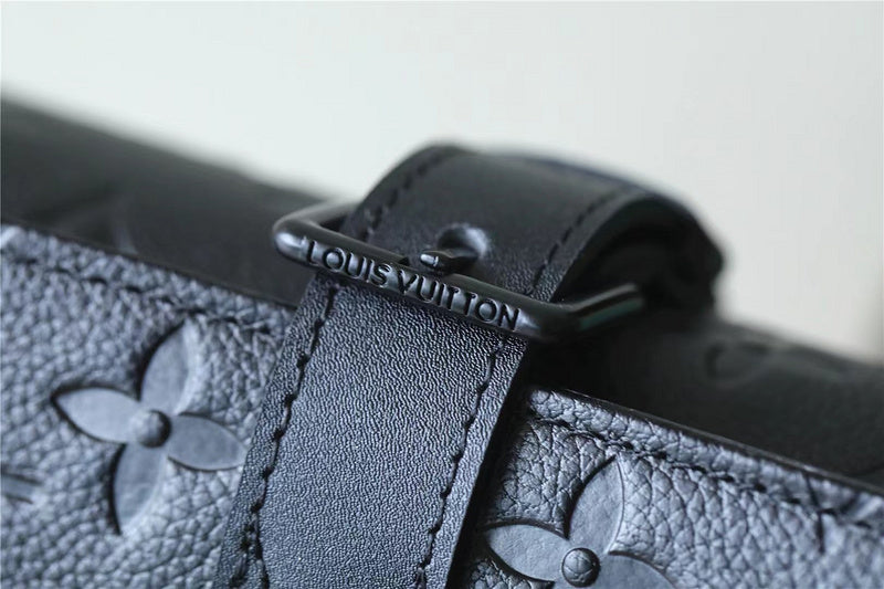 Franco Shops - Louis Vuittons  - 9477