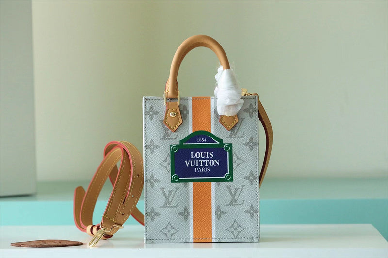 Franco Shops - Louis Vuittons  - 9912