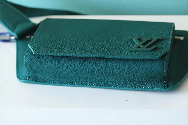 Franco Shops - Louis Vuittons  - 9920