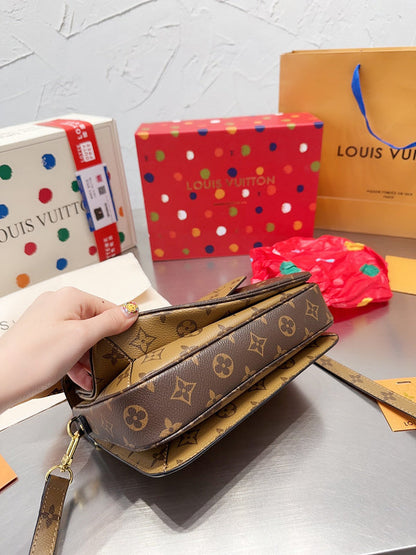 Franco Shops - Louis Vuittons  - 15056