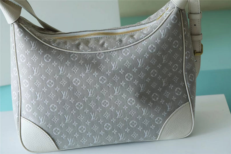 Franco Shops - Louis Vuittons  - 9943
