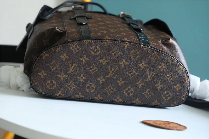 Franco Shops - Louis Vuittons  - 9680