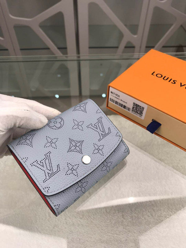 Franco Shops - Louis Vuittons  - 9152