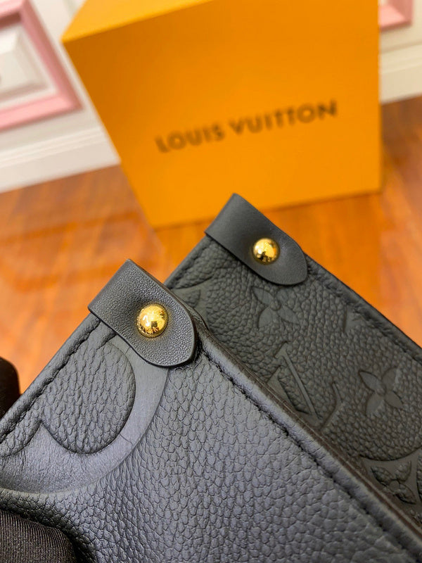 Franco Shops - Louis Vuittons  - 15511