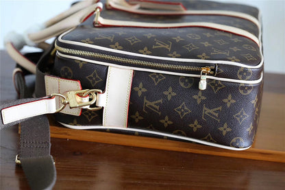 Franco Shops - Louis Vuittons  - 9863