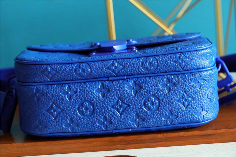 Franco Shops - Louis Vuittons  - 10104
