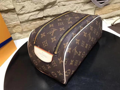 Franco Shops - Louis Vuittons  - 15589