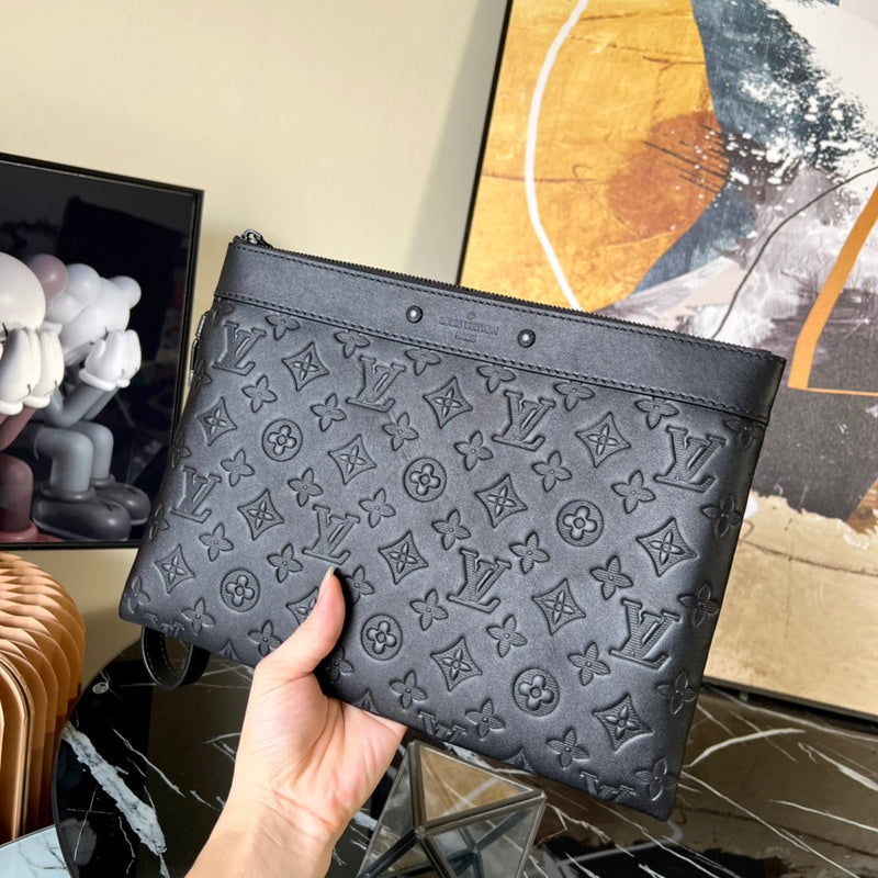 Franco Shops - Louis Vuittons  - 15735