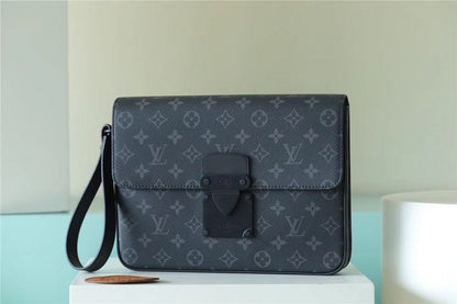 Franco Shops - Louis Vuittons  - 10093