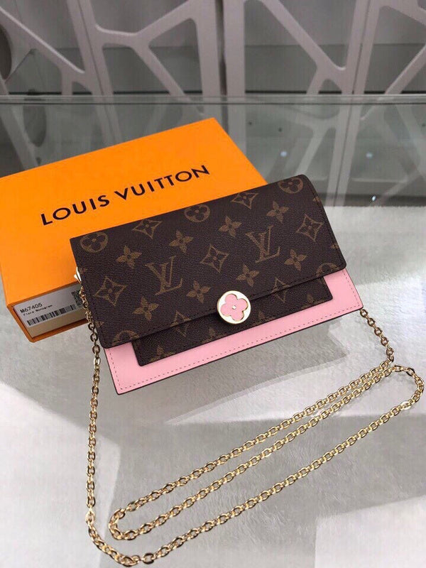 Franco Shops - Louis Vuittons  - 9175
