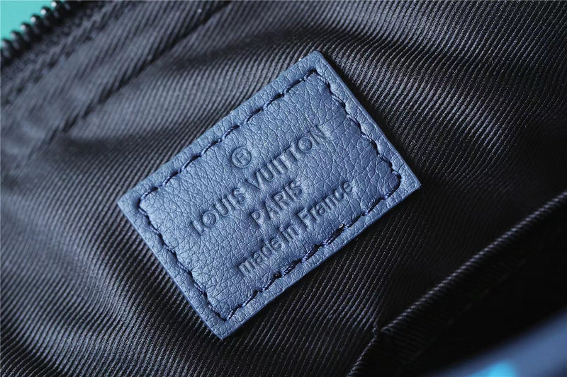 Franco Shops - Louis Vuittons  - 10042
