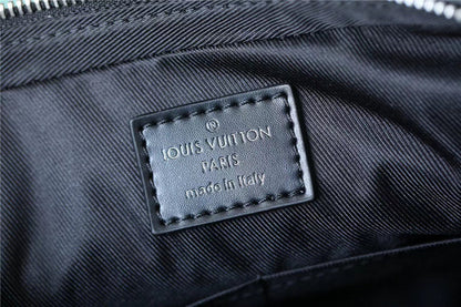 Franco Shops - Louis Vuittons  - 10058