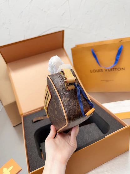 Franco Shops - Louis Vuittons  - 14888