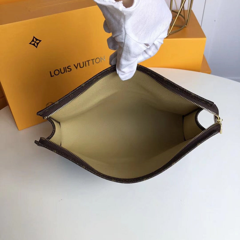 Franco Shops - Louis Vuittons  - 15596