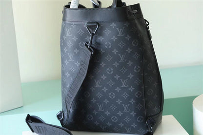 Franco Shops - Louis Vuittons  - 9899