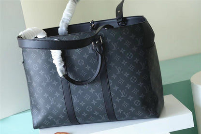 Franco Shops - Louis Vuittons  - 9789