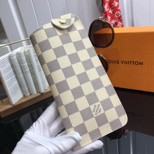 Franco Shops - Louis Vuittons  - 9312