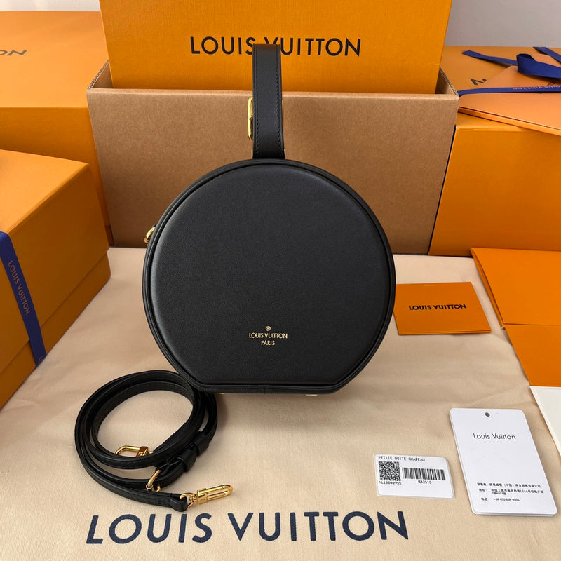 Franco Shops - Louis Vuittons  - 15836