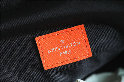 Franco Shops - Louis Vuittons  - 9760