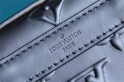 Franco Shops - Louis Vuittons  - 10037
