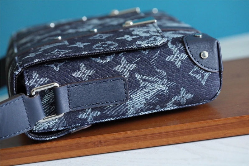 Franco Shops - Louis Vuittons  - 10163