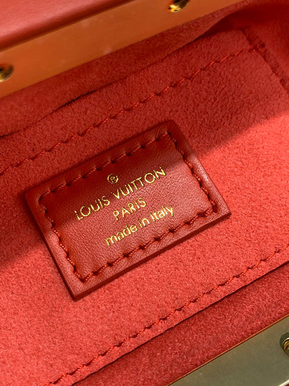Franco Shops - Louis Vuittons  - 15694