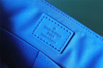 Franco Shops - Louis Vuittons  - 9927