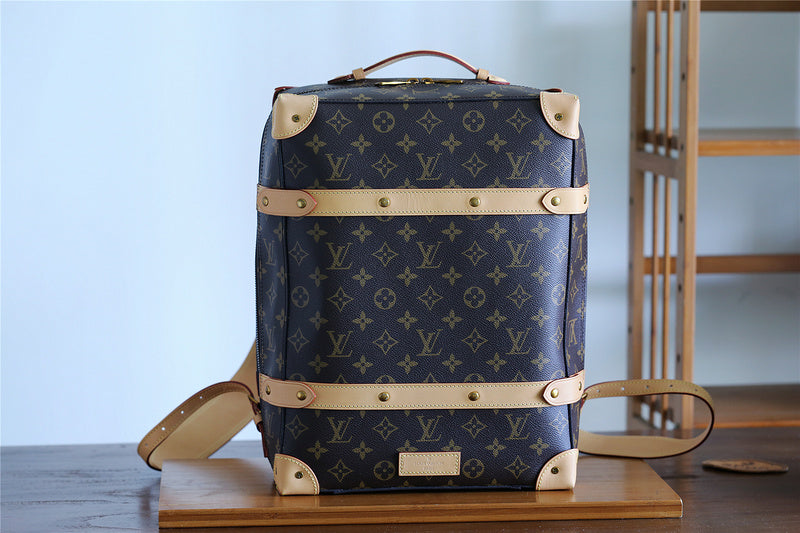 Franco Shops - Louis Vuittons  - 9728