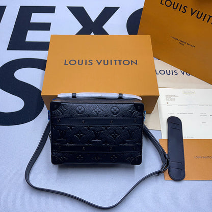 Franco Shops - Louis Vuittons  - 10121