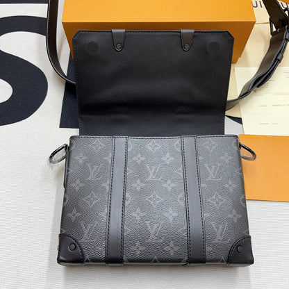 Franco Shops - Louis Vuittons  - 10071