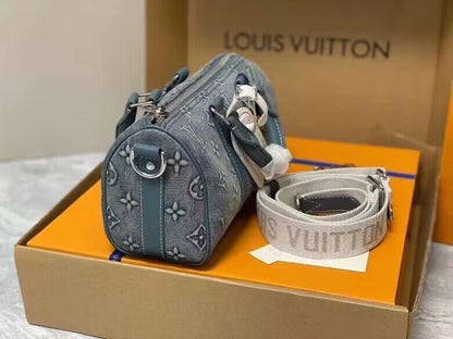 Franco Shops - Louis Vuittons  - 15256