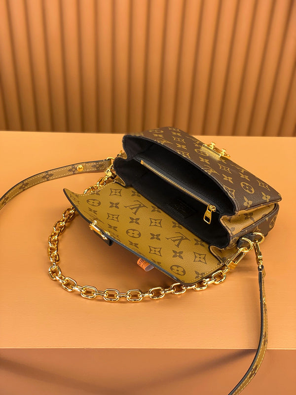 Franco Shops - Louis Vuittons  - 15377