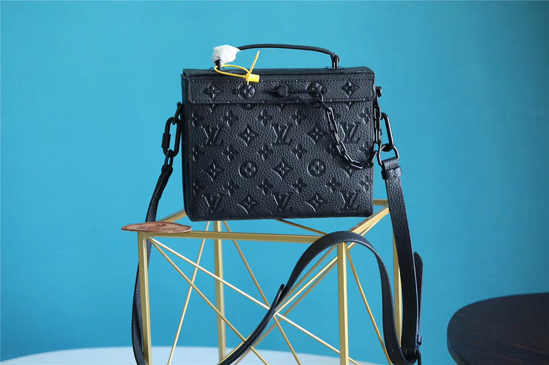 Franco Shops - Louis Vuittons  - 10107