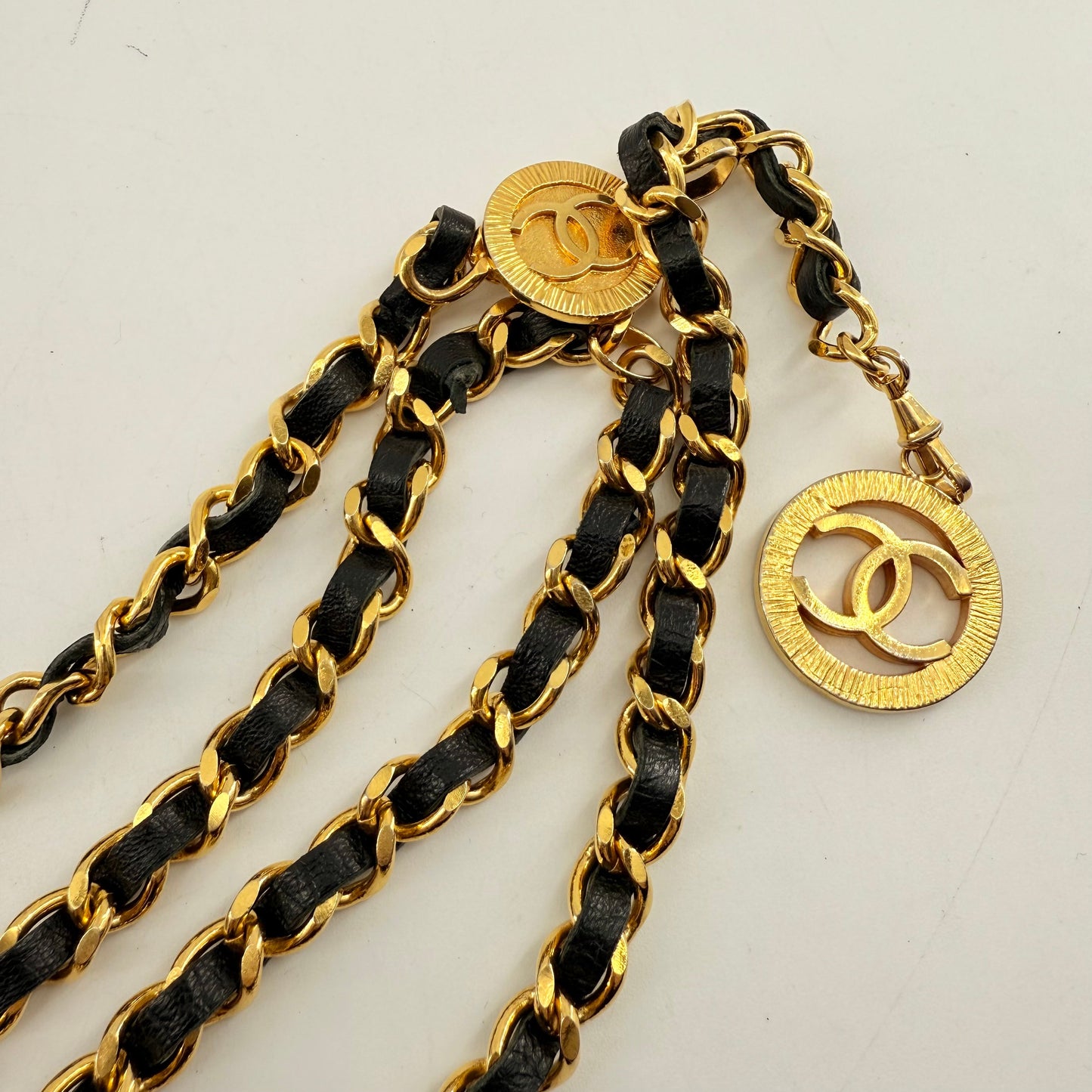 CHANEL Vintage Black Golden Waist Chain