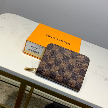 Franco Shops - Louis Vuittons  - 9286