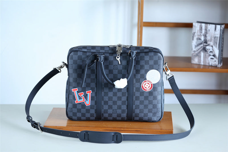 Franco Shops - Louis Vuittons  - 9854