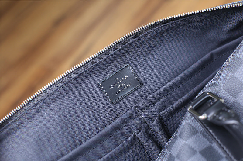 Franco Shops - Louis Vuittons  - 9875
