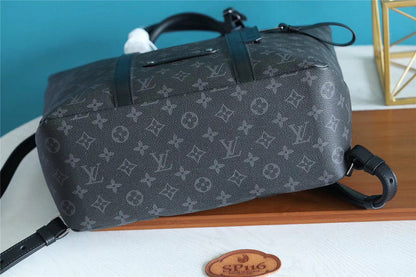 Franco Shops - Louis Vuittons  - 9836