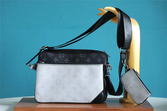 Franco Shops - Louis Vuittons  - 10067