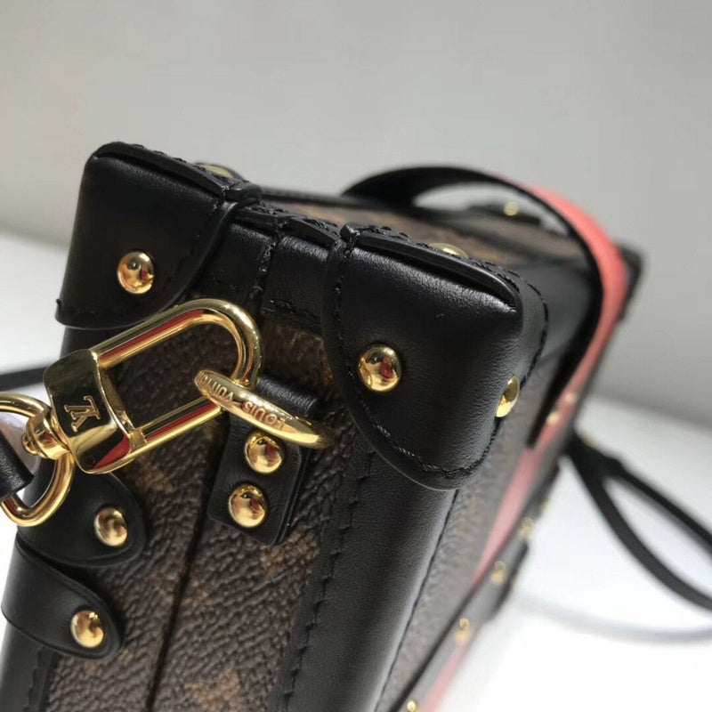 Franco Shops - Louis Vuittons  - 15585