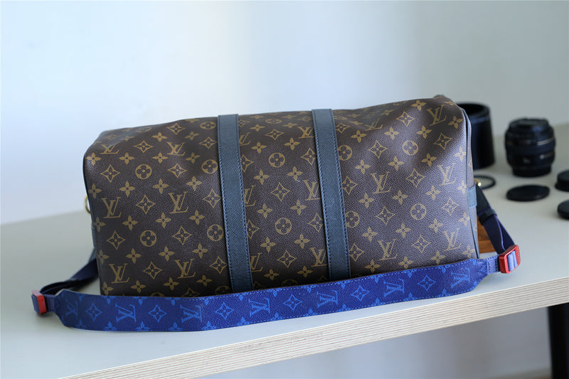 Franco Shops - Louis Vuittons  - 9444