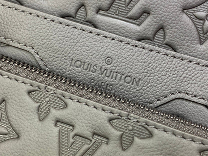 Franco Shops - Louis Vuittons  - 15291