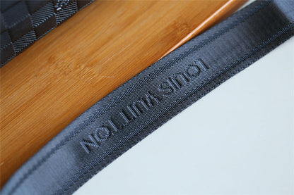 Franco Shops - Louis Vuittons  - 9832