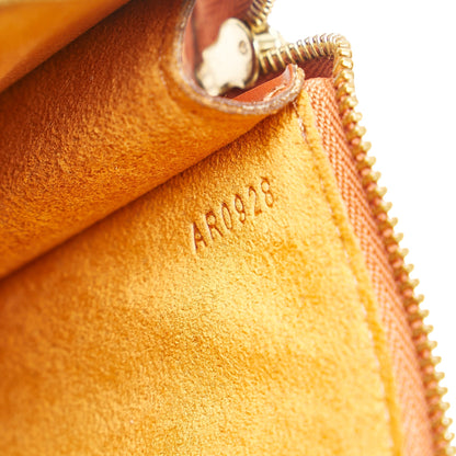 LOUIS VUITTON Epi Pochette Accessoires Brown