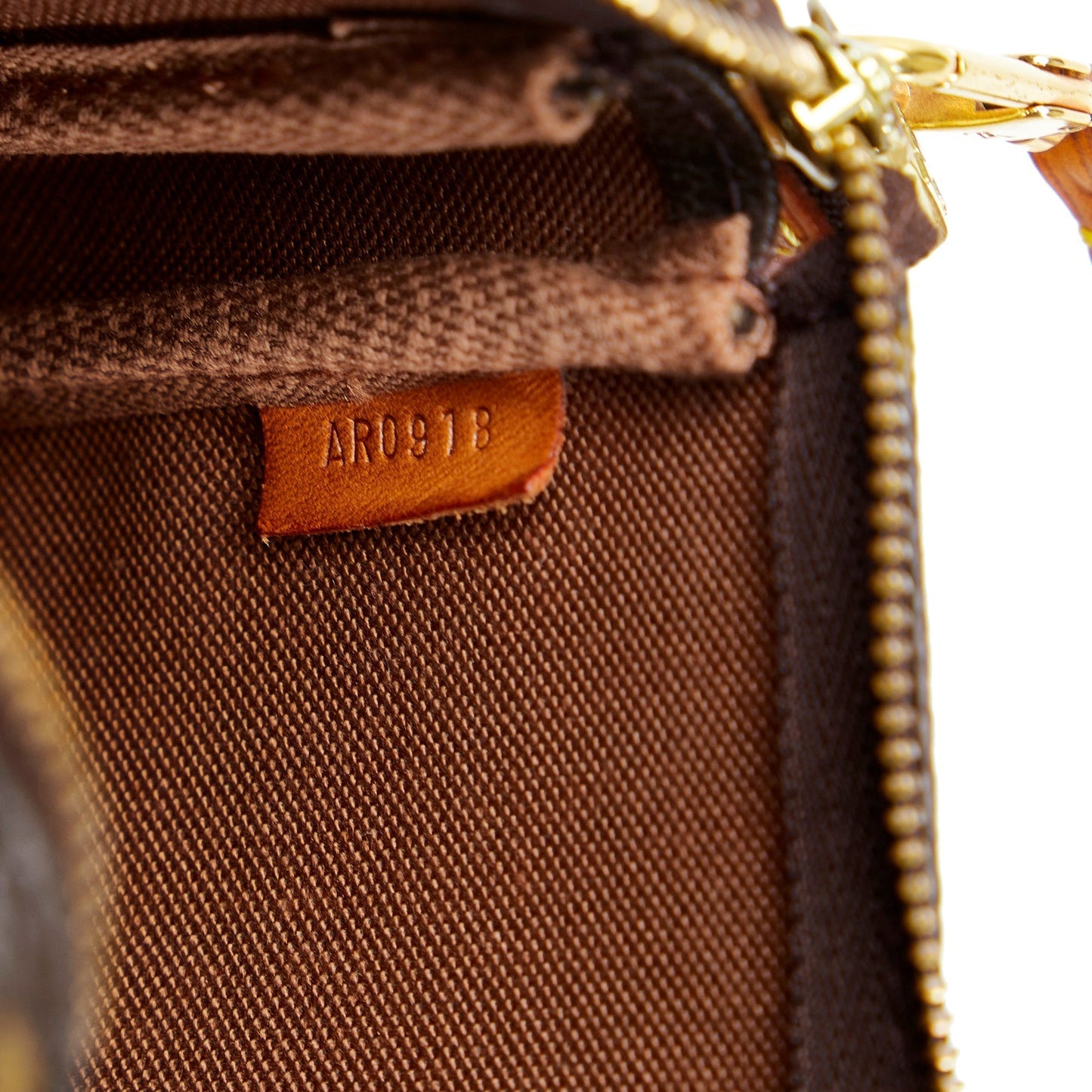 LOUIS VUITTON Monogram Pochette Accessoires Brown