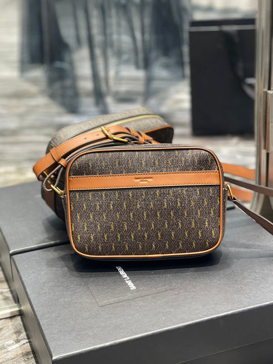 Franco Shops - Louis Vuittons  - 15613