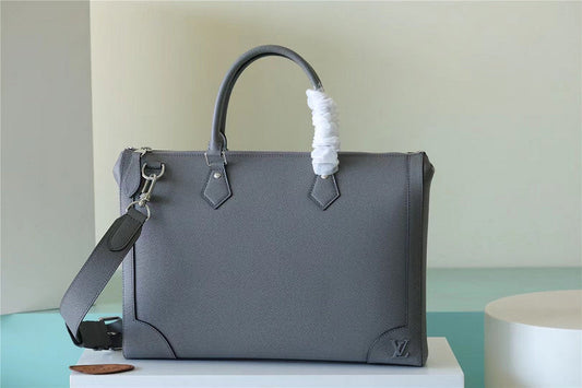 Franco Shops - Louis Vuittons  - 9796