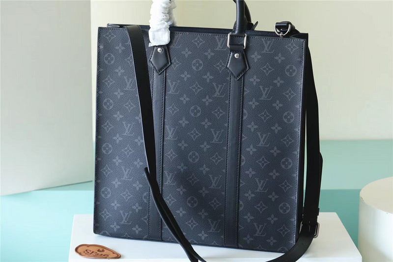 Franco Shops - Louis Vuittons  - 10023