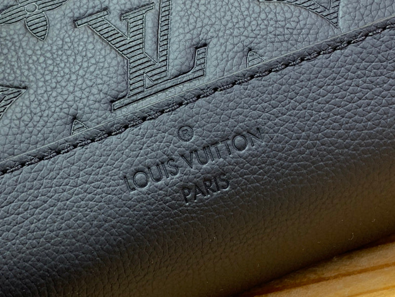 Franco Shops - Louis Vuittons  - 15432