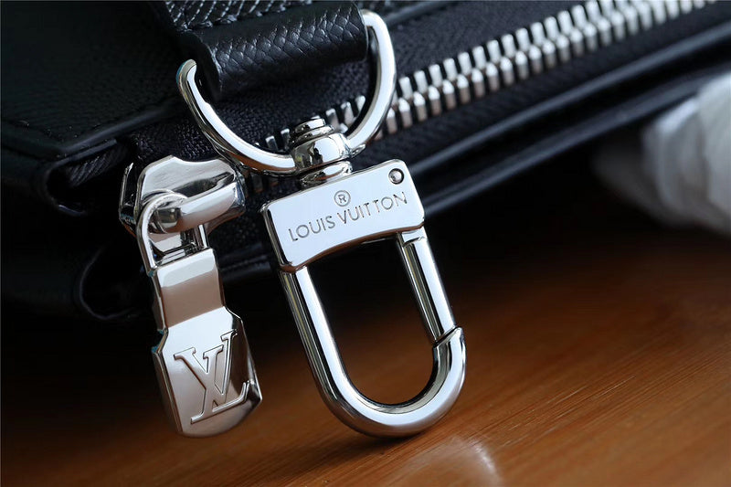 Franco Shops - Louis Vuittons  - 9818